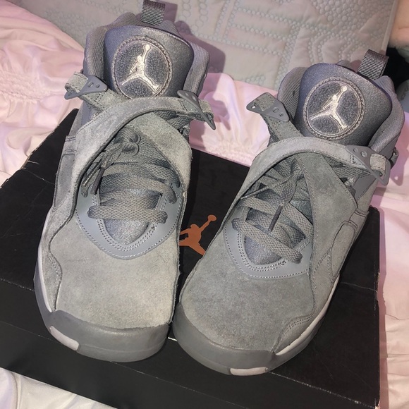 wolf grey 8s